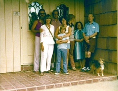 1978 from back of photo.  My guess: Dick, ??, Mark, Eric, Mom, Scott, Margo, Richard, Shoby
